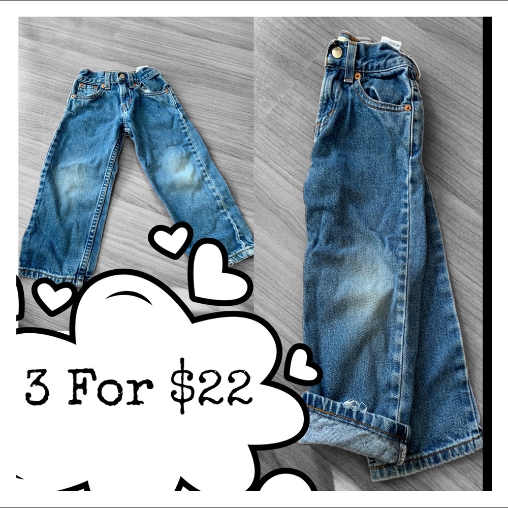Levi’s Relaxed fit Jeans size 3